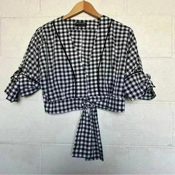 The Fifth Label Idyllic Gingham Tie Crop Top in Black and White-Large - Picture 1 of 7